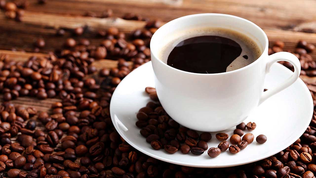 O Café e a Saúde Cerebral: Uma Análise dos Benefícios Neuroprotetores